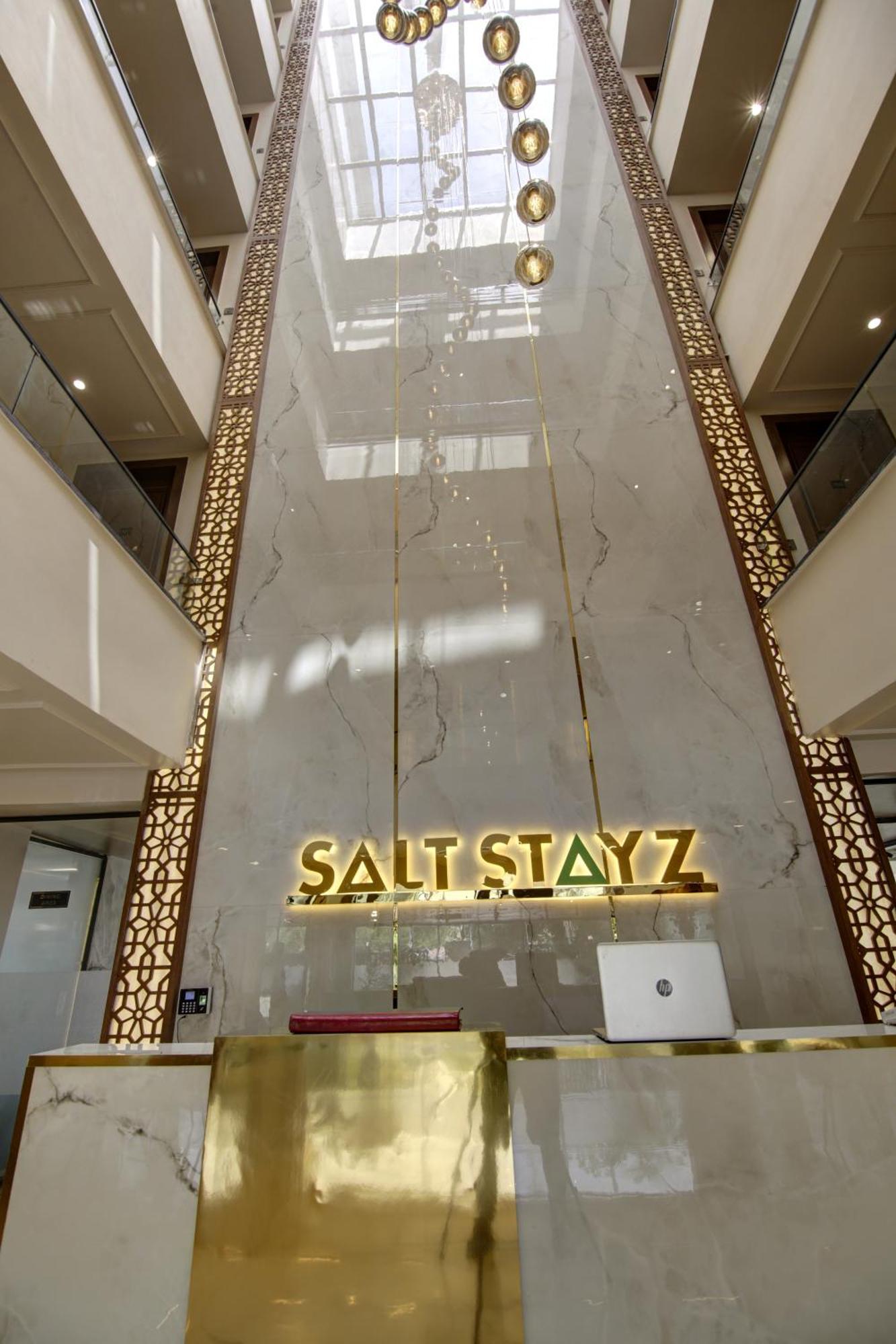 Saltstayz Premier - Near Golf Course Road & Sector 57 Gurgaon Zewnętrze zdjęcie