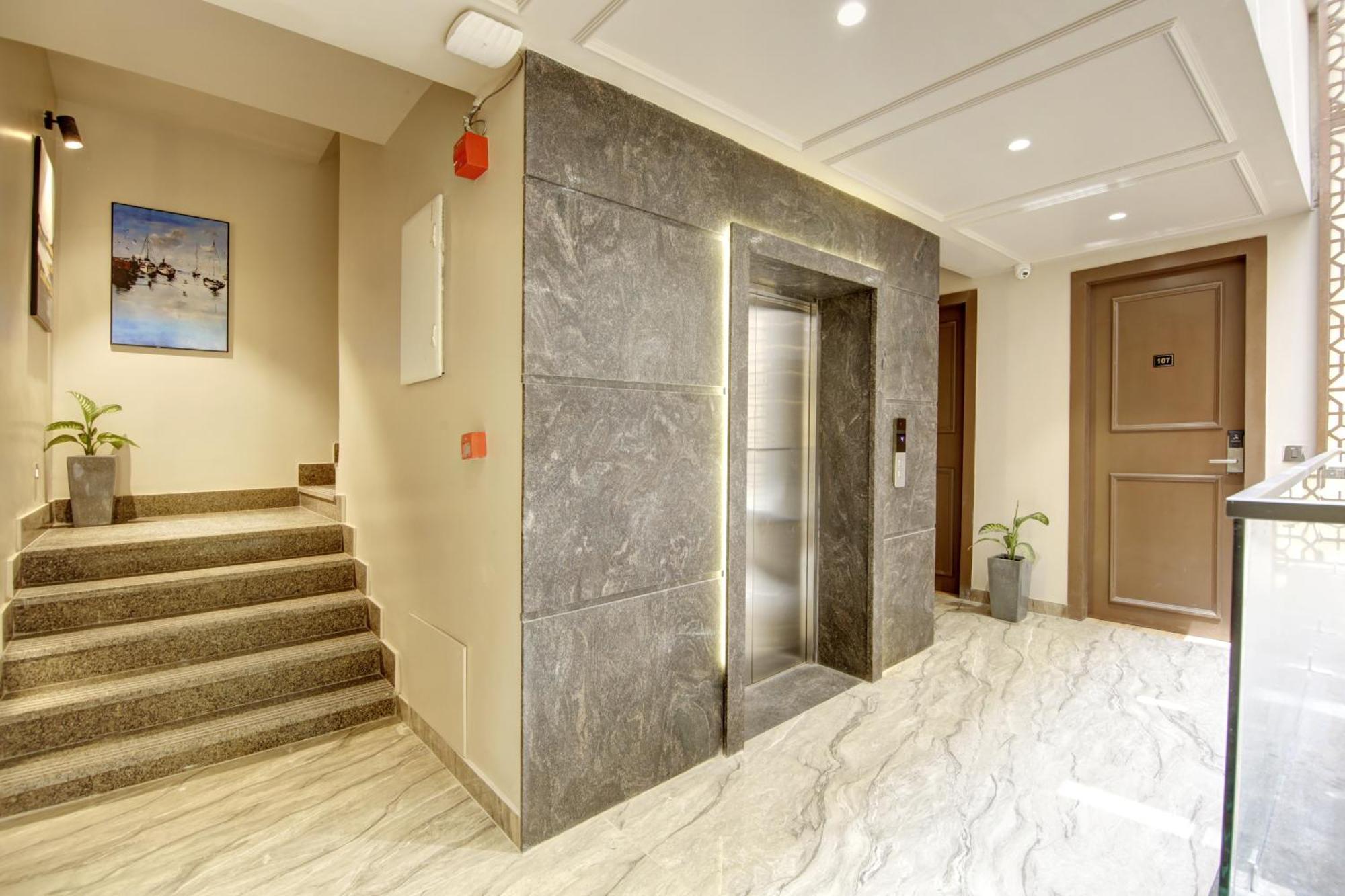 Saltstayz Premier - Near Golf Course Road & Sector 57 Gurgaon Zewnętrze zdjęcie